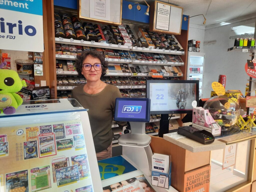 BUREAU DE TABAC